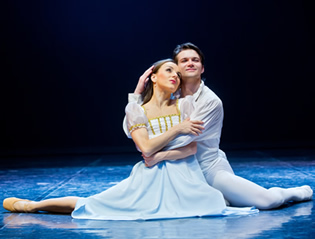 Romeo & Juliet at Hybernia Theatre in Prague - Photo . Ballet by Sergei Prokofiev