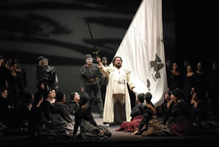 Otello at the Prague State Opera in Prague - Photo 2. Opera by Giuseppe Verdi