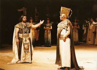 Aida at the Prague State Opera in Prague - Photo 3. Opera by Giuseppe Verdi