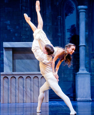 Romeo & Juliet at Hybernia Theatre in Prague - Photo 3. Ballet by Sergei Prokofiev