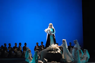 Otello at the Prague State Opera in Prague - Photo 4. Opera by Giuseppe Verdi