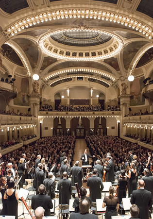 Prague Symphony Orchestra at Municipal House in Prague - Photo 4