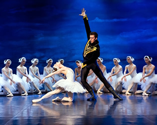 Swan Lake at Hybernia Theatre in Prague - Photo 4. Ballet by Pyotr Ilyich Tchaikovsky