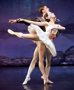 Romeo & Juliet at Hybernia Theatre in Prague - Photo 5. Ballet by Sergei Prokofiev