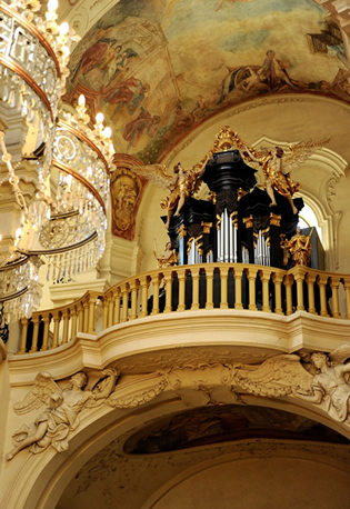 Prague Wind Quintet at St. Nicholas Church at Old Town Square in Prague - Photo 6