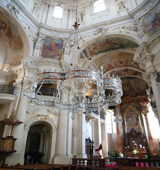 Mezzo-Soprano & Organ at St. Nicholas Church at Old Town Square in Prague - Photo 7