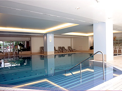 Swimming Pool at Hilton Prague Hotel11