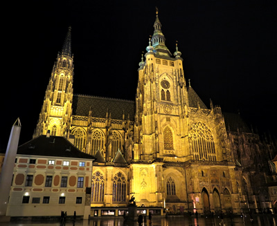 Prague Castle By Night & Alchemy Tour7